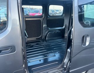 2021 Nissan Nv200 LOW KM, LIKE NEW!! image 256866