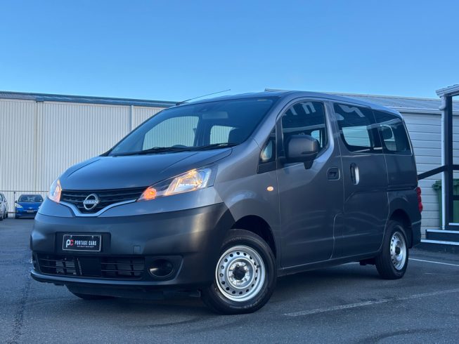 2021 Nissan Nv200 LOW KM, LIKE NEW!! image 256859