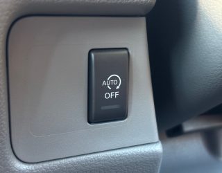 2021 Nissan Nv200 LOW KM, LIKE NEW!! image 256872