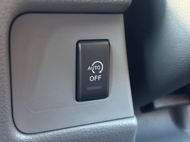 2021 Nissan Nv200 LOW KM, LIKE NEW!! image 256872