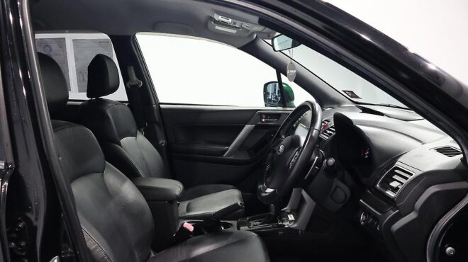 2012 Subaru Forester XT Turbo Leather **Good KMS** image 305538