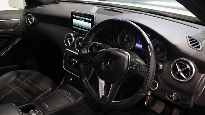 2013 Mercedes-benz A 180 Cruise Control Reversing Camera image 312655