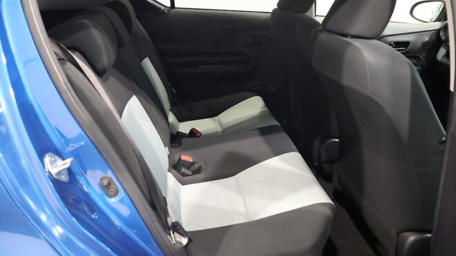 2013 Toyota Aqua S MODEL PUSH BUTTON START R/CAMERA image 313314