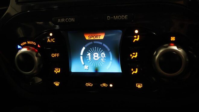 2014 Nissan Juke 15RX – Reverse Camera image 321666