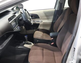 2012 Toyota Aqua G Model/ Push Start/ Reverse Camera/ Alloy Wheels/ Hybrid image 313294