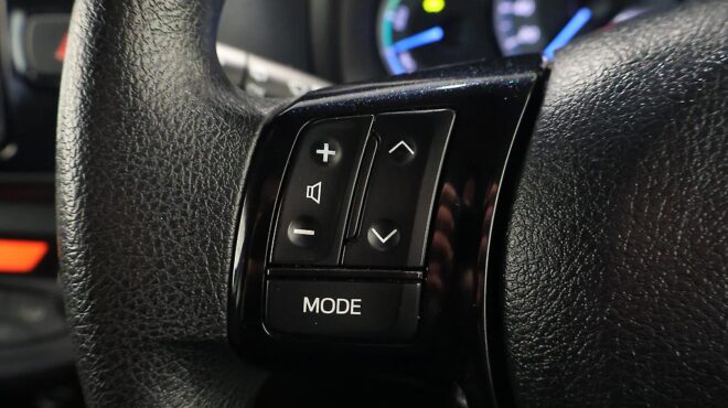 2017 Toyota Vitz Hybrid – Alloy Wheels image 313245