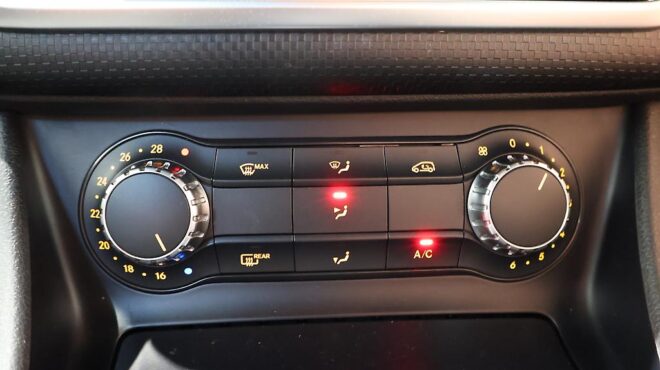 2014 Mercedes-benz A 180 Super Low Kms image 317563