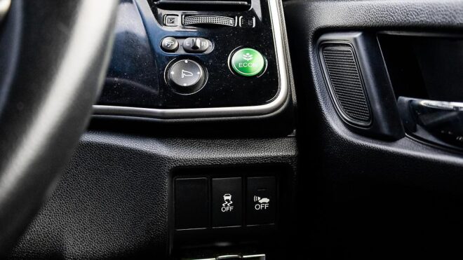 2015 Honda Grace Hybrid LX image 303873