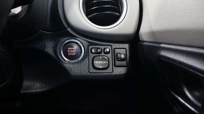 2012 Toyota Vitz Alloy Wheels, Heated Seats image 311977