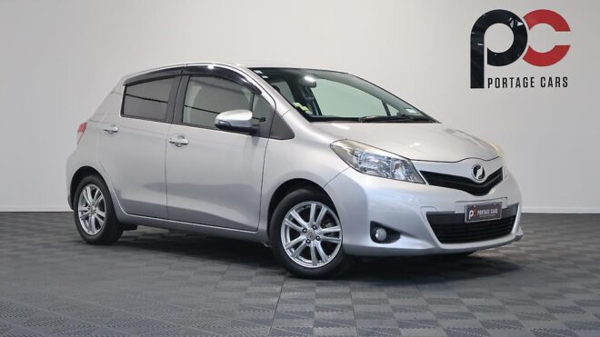 2012 Toyota Vitz Alloy Wheels, Heated Seats image 311963