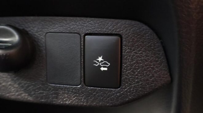 2017 Toyota Vitz Hybrid – Alloy Wheels image 313252