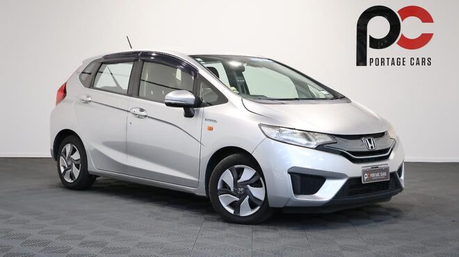 2014 Honda Fit Hybrid F-Package image 317815