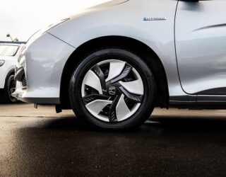 2015 Honda Grace Hybrid LX image 303862