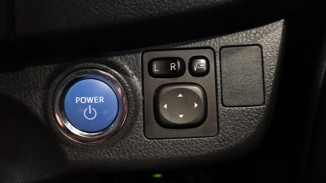 2017 Toyota Vitz Hybrid – Alloy Wheels image 313251