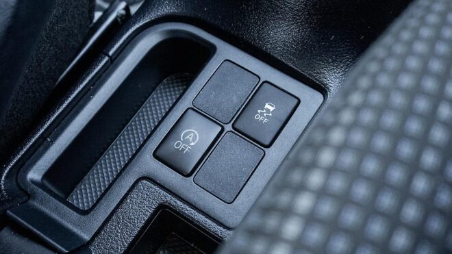 2014 Toyota Vitz F model, Push start image 316689