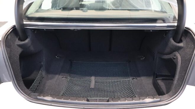 2014 Bmw 320i Low KMs Sedan image 308768