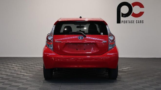 2013 Toyota Aqua S Model, Push Start, Low KMS image 312487