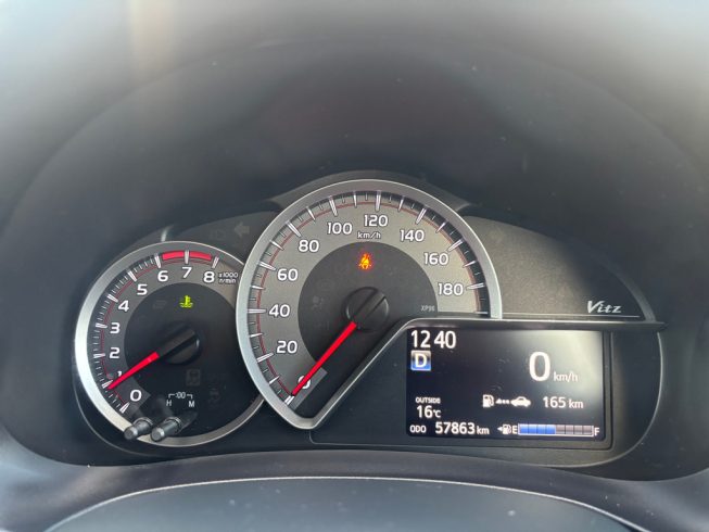 2014 Toyota Vitz Jewela Low KMS image 290812