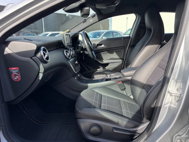 2014 Mercedes-benz A 180 Super Low KMS, Half Leather image 287172