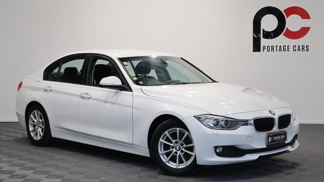 2014 Bmw 320i Low KMs Sedan image 308762