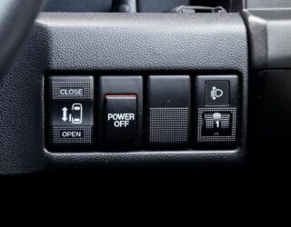 2012 Nissan Lafesta Highway Star-G – 6 Seater – Power Sliding Door image 316863