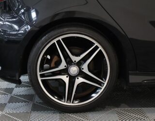 2013 Mercedes-benz A 180 Sport AMG/ Half Leather image 305940