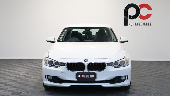 2014 Bmw 320i Low KMs Sedan image 308763