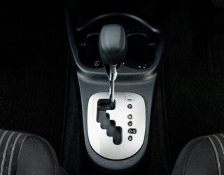 2014 Toyota Vitz Jewela S spec Apple car play image 314983