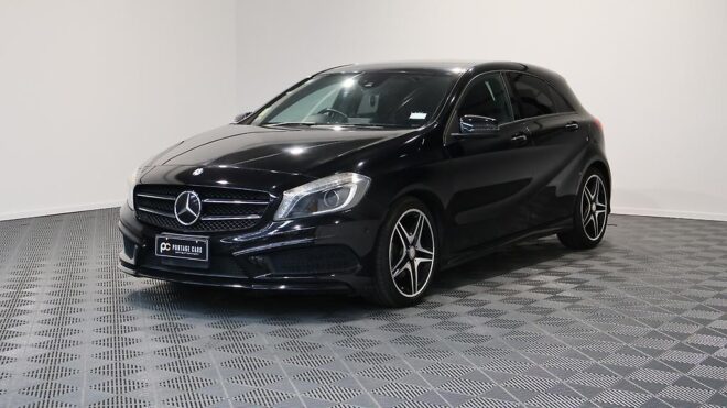 2013 Mercedes-benz A 180 Sport AMG/ Half Leather image 305922