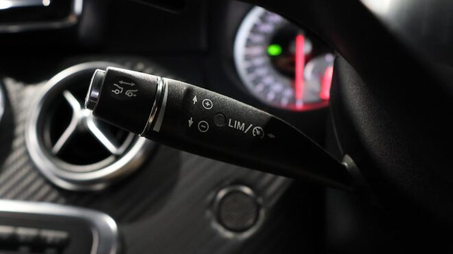 2013 Mercedes-benz A 180 Sport AMG/ Half Leather image 305938