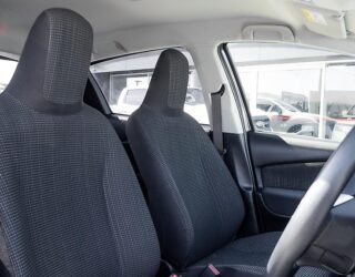 2014 Toyota Vitz F model, Push start image 316687