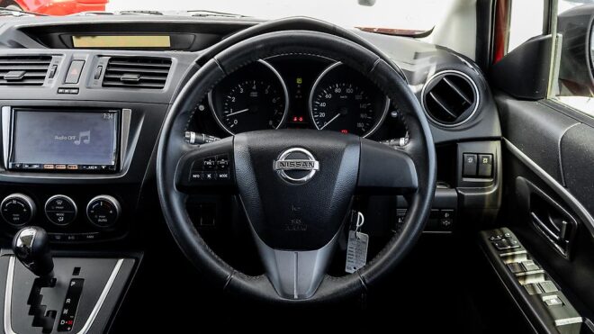 2012 Nissan Lafesta Highway Star-G – 6 Seater – Power Sliding Door image 316862