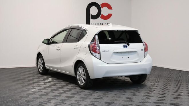 2014 Toyota Aqua G Model, Push Start, Reverse Camera, Cruise Control image 308403