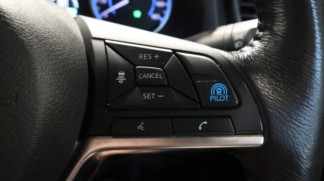 2018 Nissan Leaf X Model with Pro-Pilot **85.89% SOH image 314887