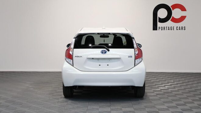 2014 Toyota Aqua G Model, Push Start, Reverse Camera, Cruise Control image 308405