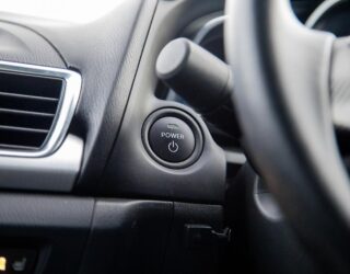 2014 Mazda Axela 20S Leather-PKG, Hybrid, Heated seats image 298105