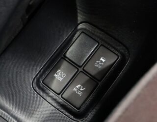 2014 Toyota Aqua G Model, Push Start, Reverse Camera, Cruise Control image 308419