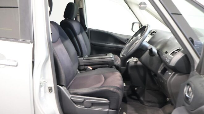 2012 Nissan Serena Highway Star Hybrid image 321846