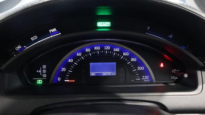 2014 Toyota Sai G Model with Cruise image 315747