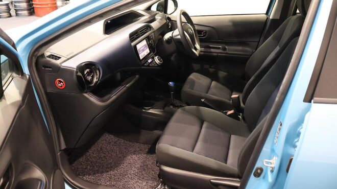 2016 Toyota Aqua S Model – Push Button Start image 317843