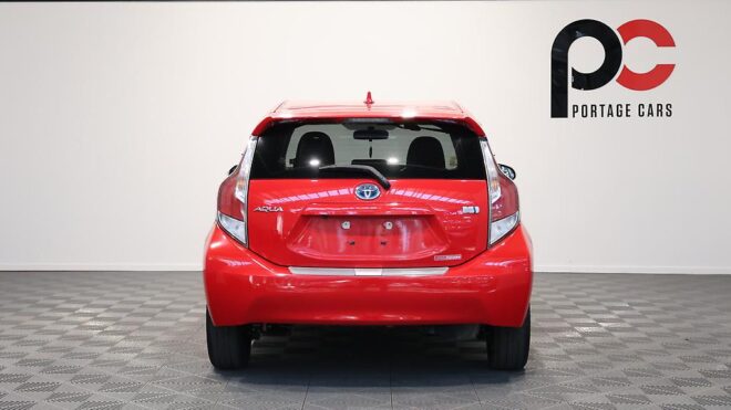 2014 Toyota Aqua G Model, Push Start, Reverse camera, Cruise Control image 312697