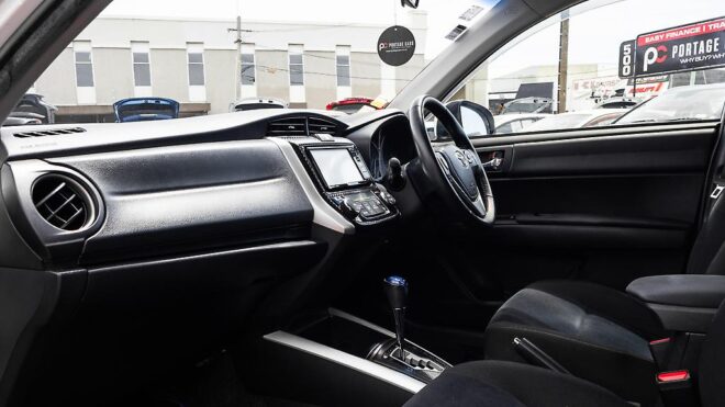 2013 Toyota Corolla Fielder Hybrid  Push Start image 312972