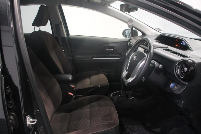 2015 Toyota Aqua G model , Push Start image 307558