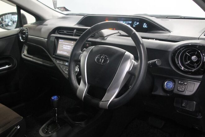 2015 Toyota Aqua G model , Push Start image 307559