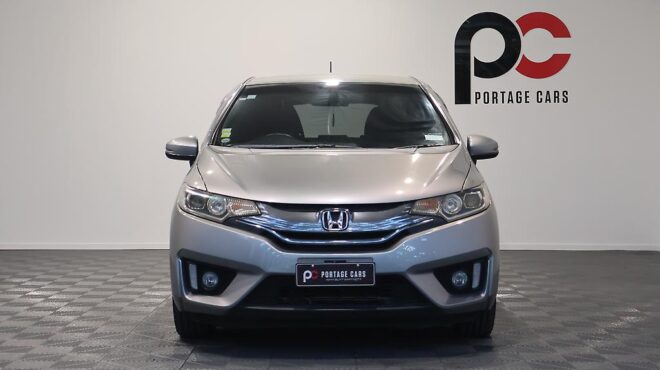 2014 Honda Fit Hybrid S-Package image 306939