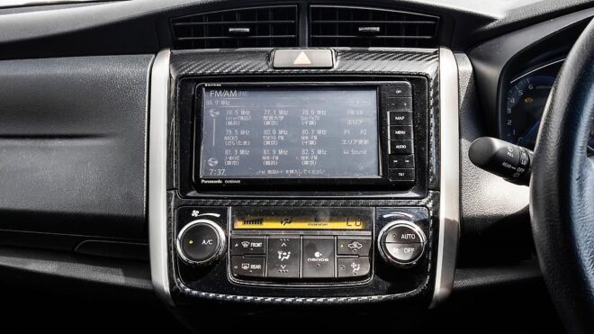 2013 Toyota Corolla Fielder Hybrid  Push Start image 312971