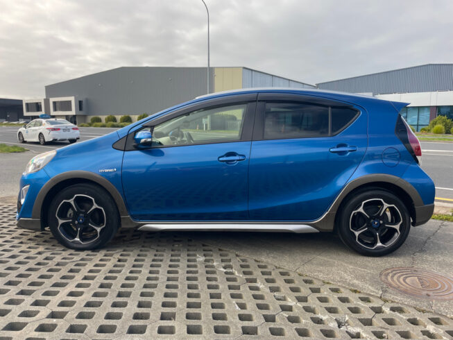 2014 Toyota Aqua X-Urban image 301204