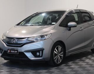 2014 Honda Fit Hybrid S-Package image 306940