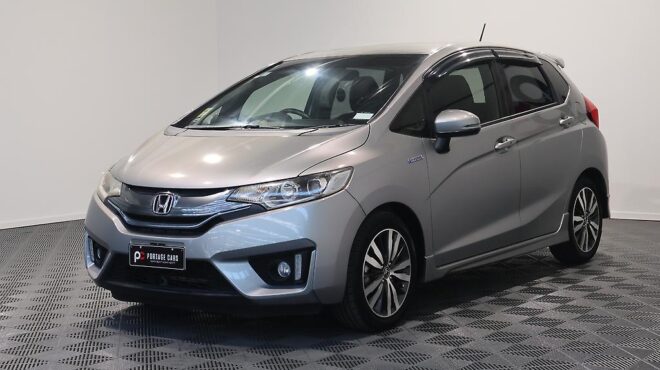 2014 Honda Fit Hybrid S-Package image 306940