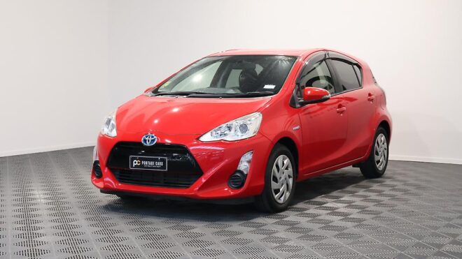 2014 Toyota Aqua G Model, Push Start, Reverse camera, Cruise Control image 312694